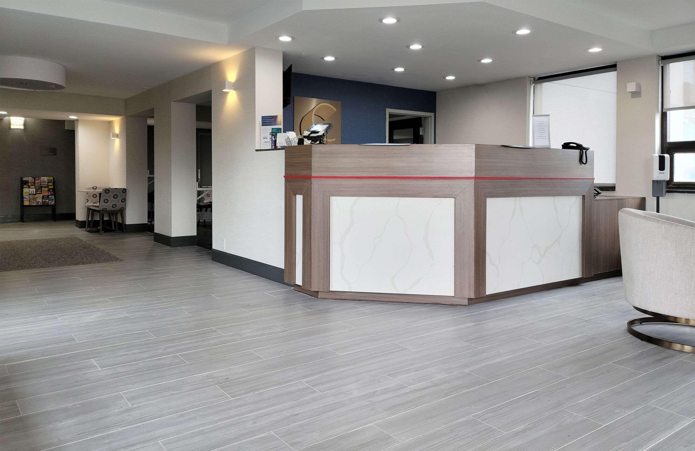 Comfort Inn & Suites Wyomissing-Reading Exterior photo